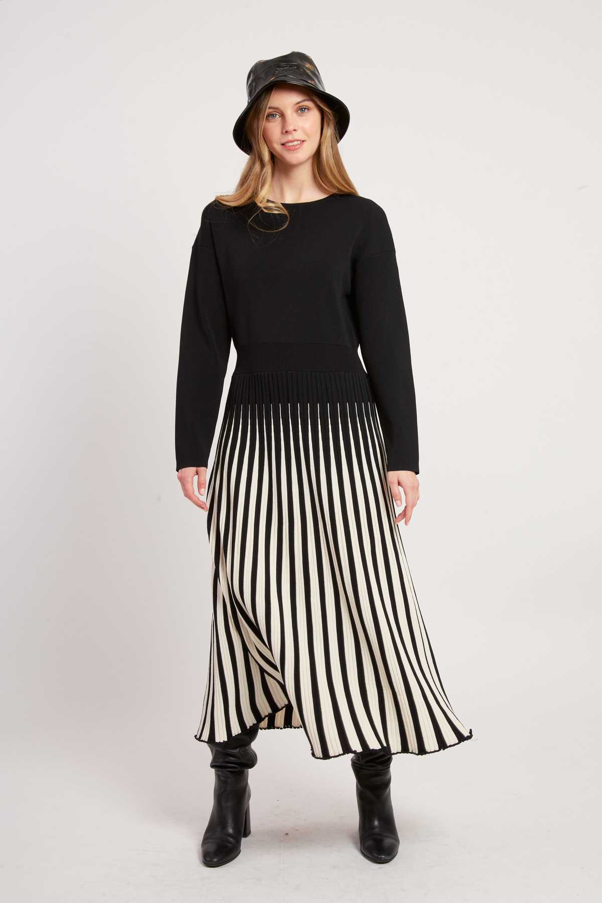 ROBE VALERIANE - René Derhy ref:A415006