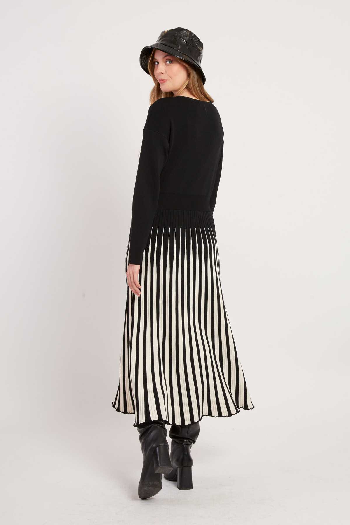 ROBE VALERIANE - René Derhy ref:A415006