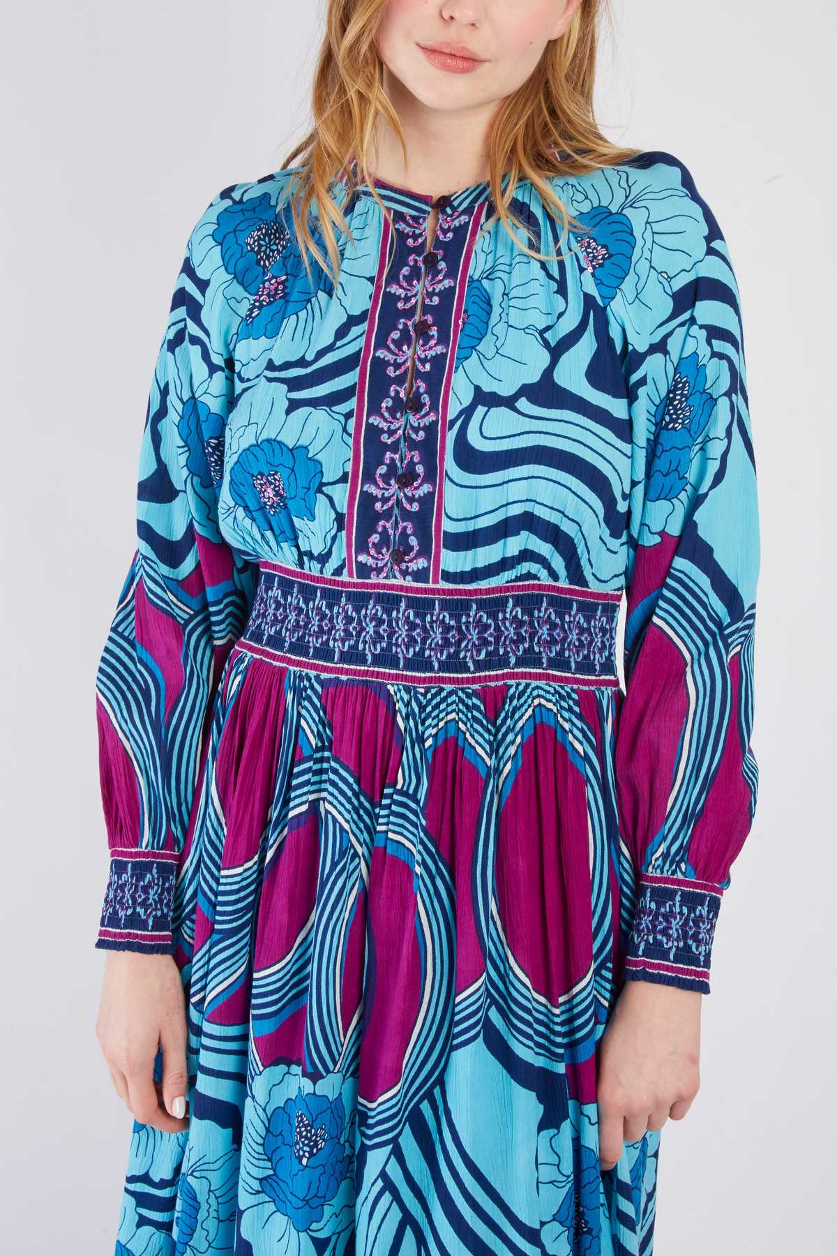 ROBE DAKOTADEBBIE - René Derhy ref:A510003