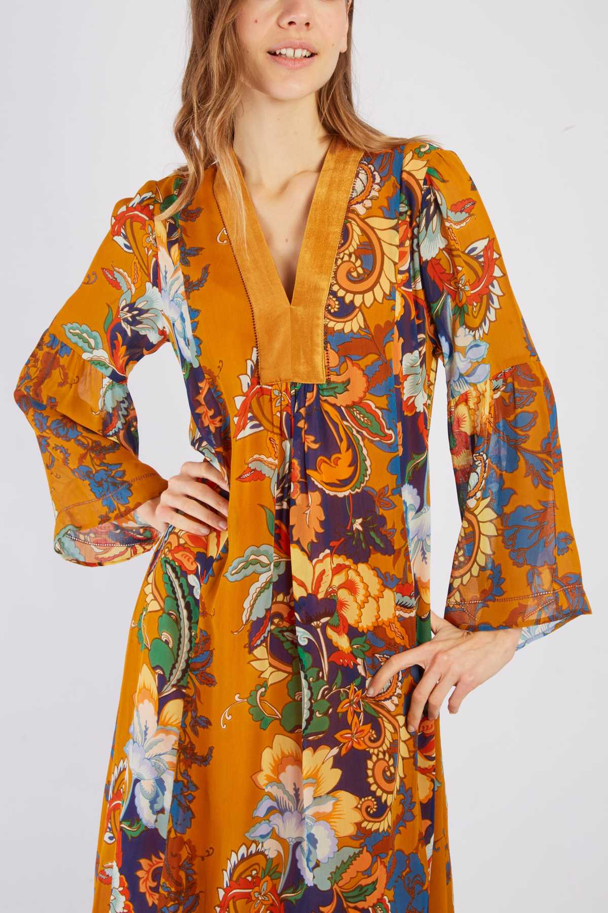 ROBE DAMGAN - René Derhy ref:A510008