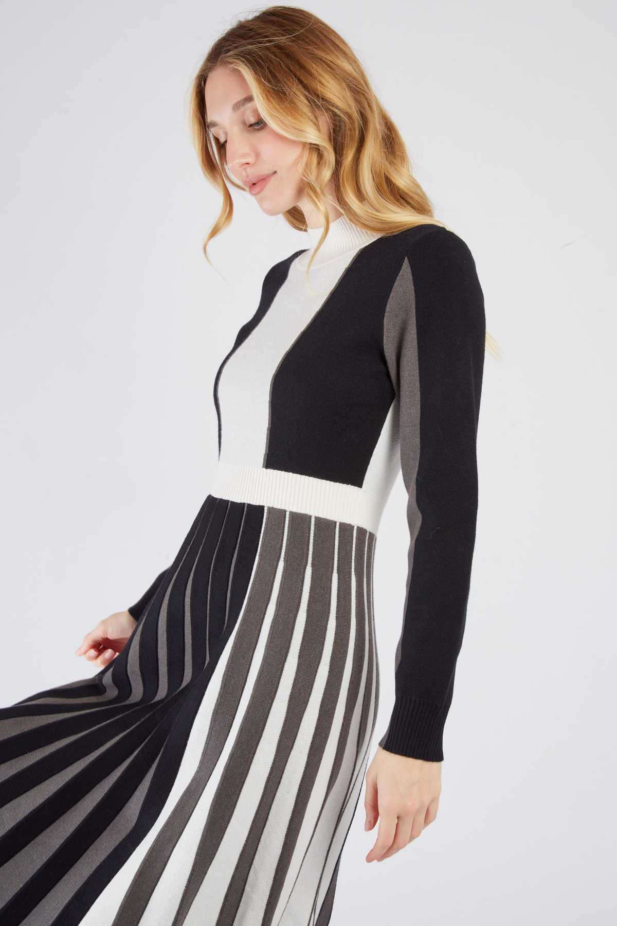 ROBE CARMEN - René Derhy ref:A512014