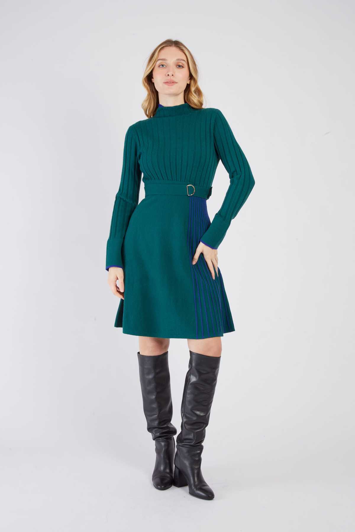 ROBE CASSANDRE - René Derhy ref:A512016