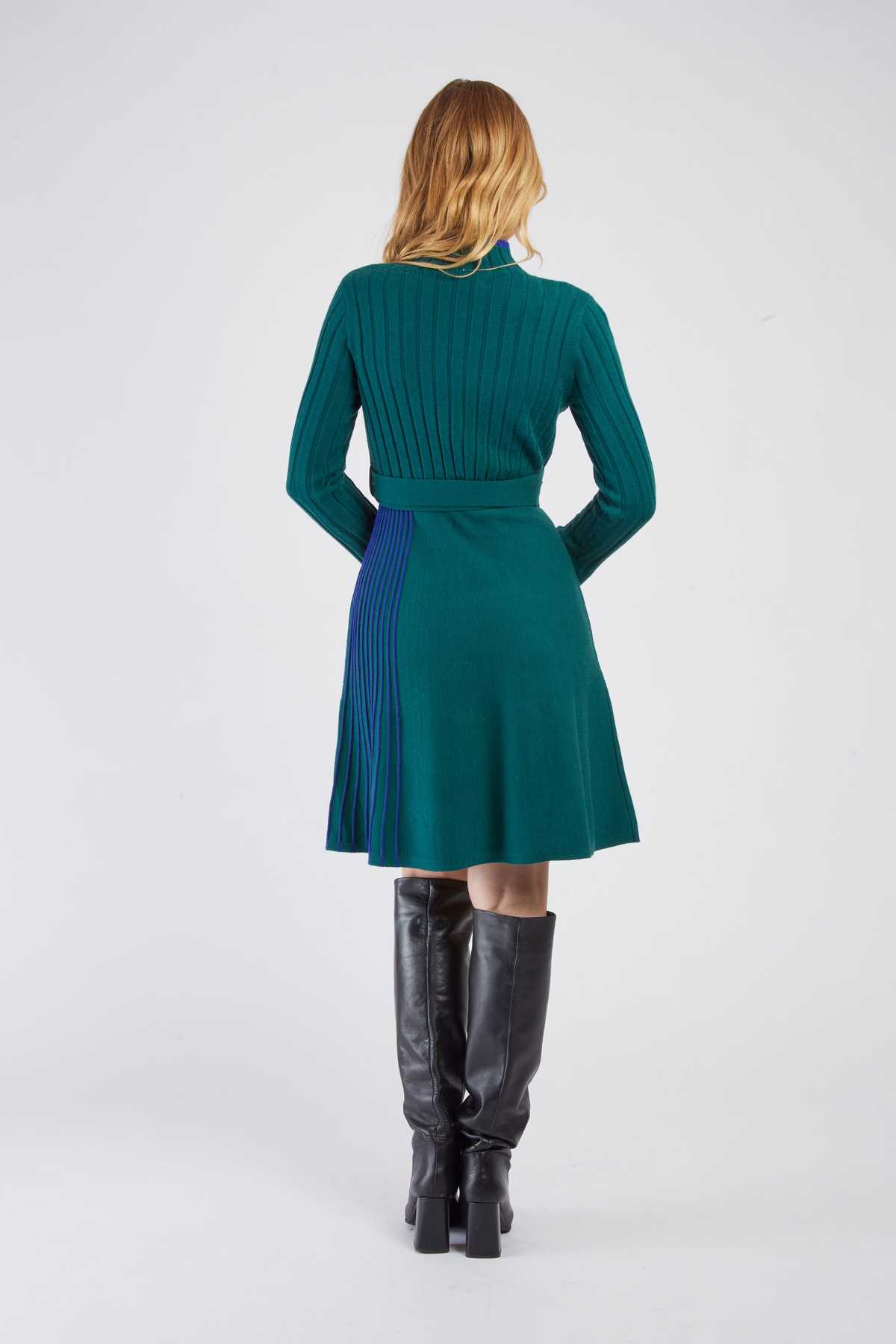 ROBE CASSANDRE - René Derhy ref:A512016