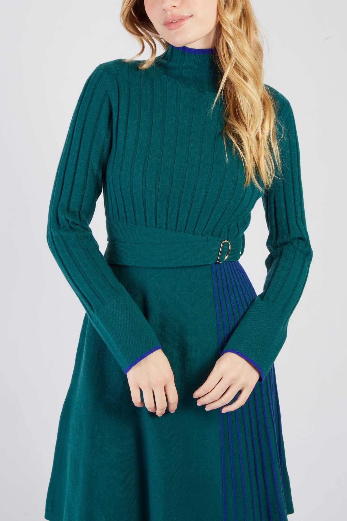 ROBE CASSANDRE - René Derhy ref:A512016