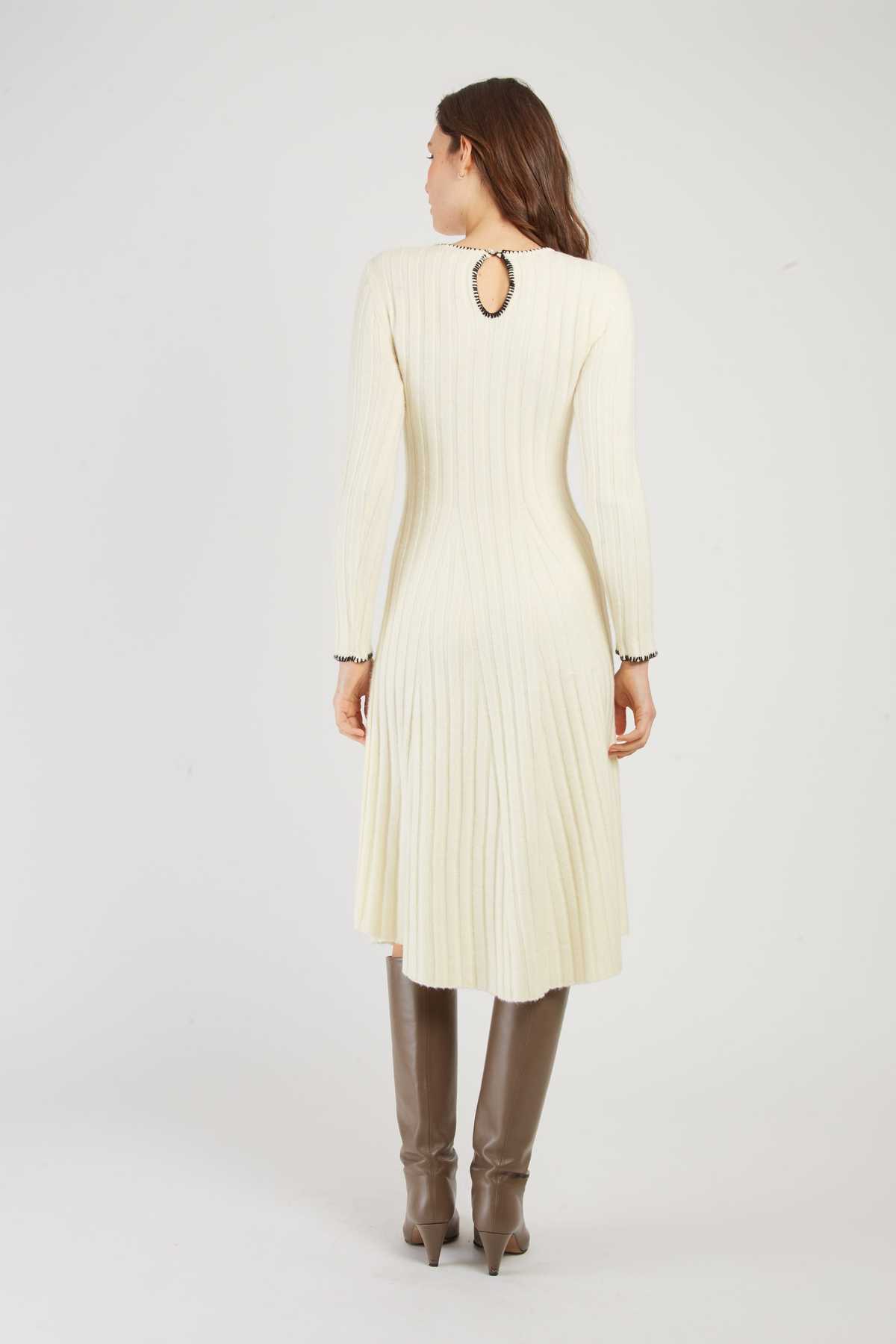 ROBE CATHERINE - René Derhy ref:A512019