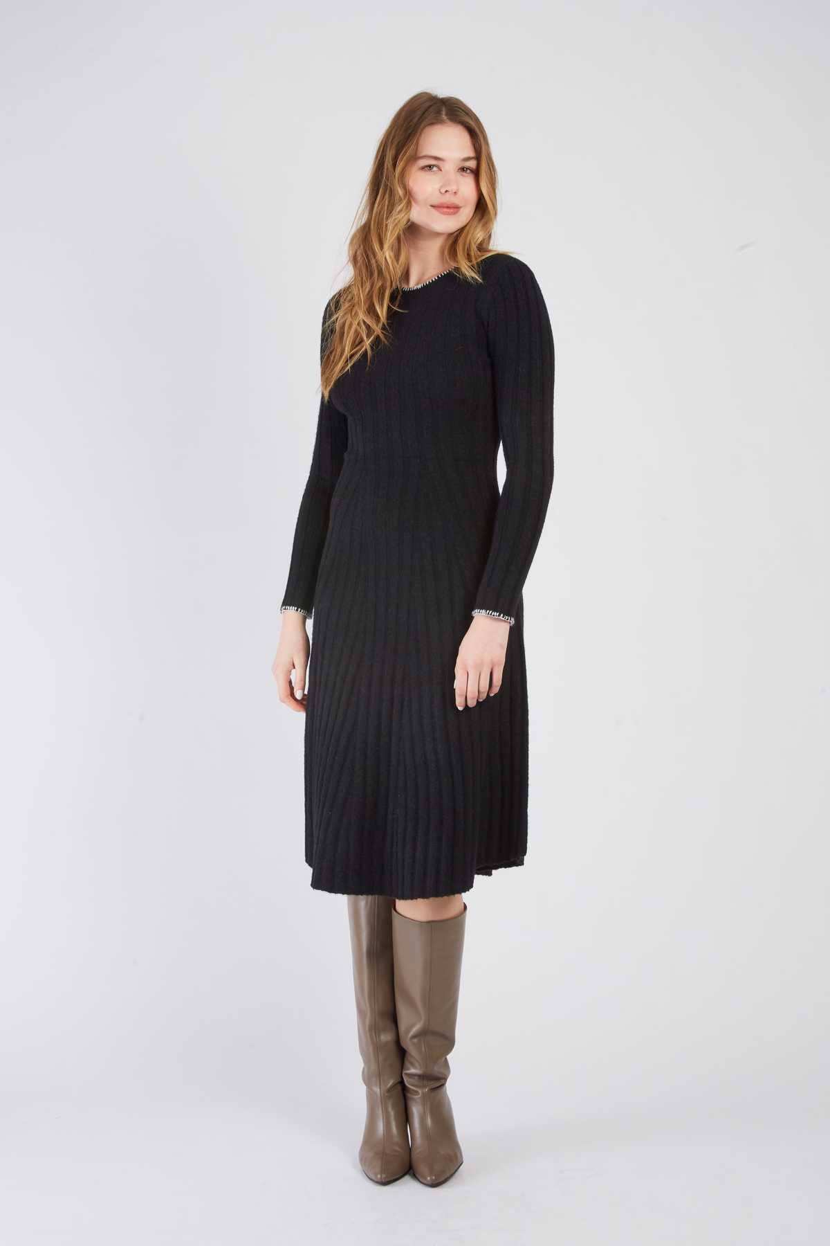 ROBE CATHERINE - René Derhy ref:A512019