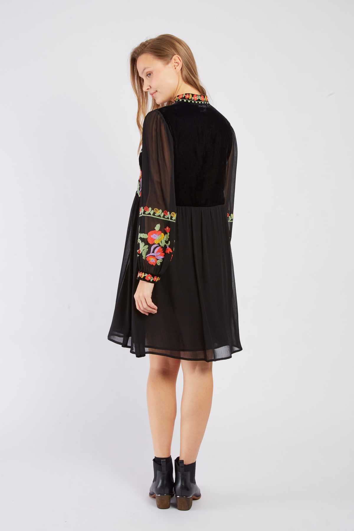 ROBE ELIETTE - René Derhy ref:A515017