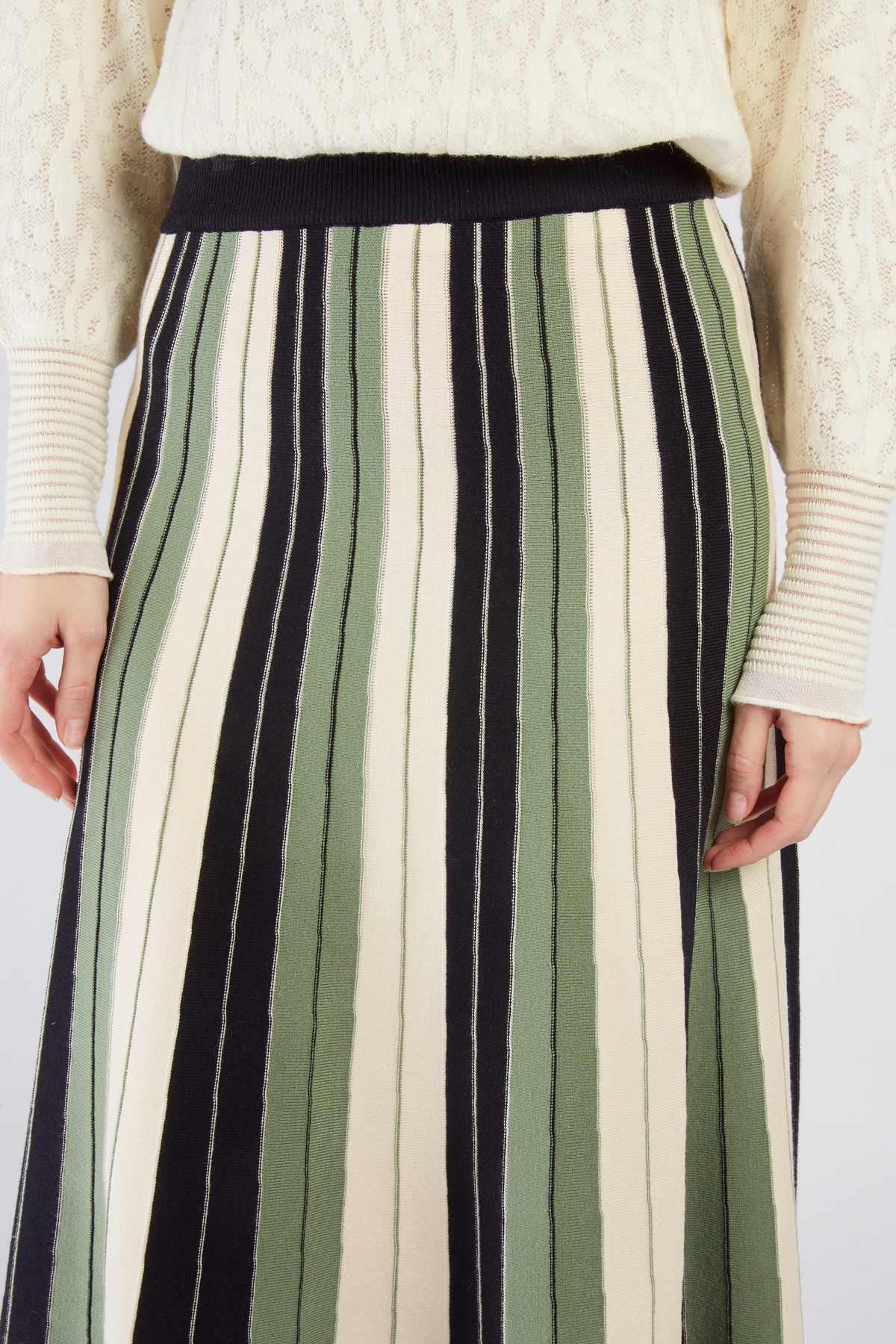 JUPE JEANNE - René Derhy ref:A550008