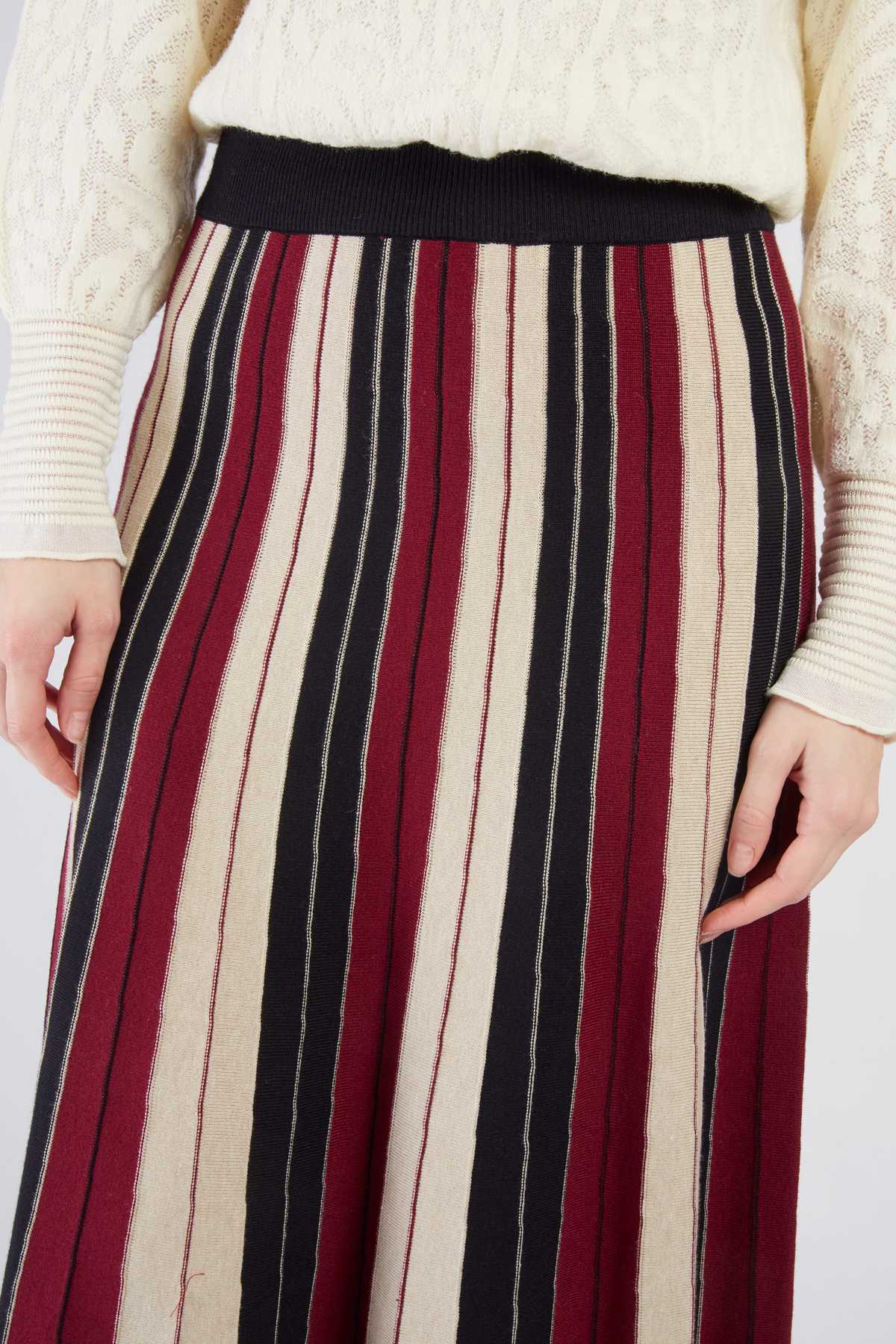 JUPE JEANNE - René Derhy ref:A550008