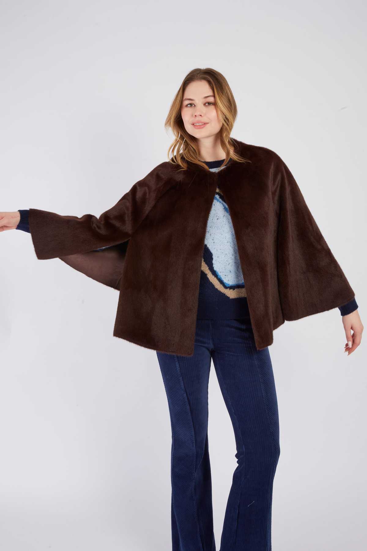 VESTE REGINE - René Derhy ref:A585021