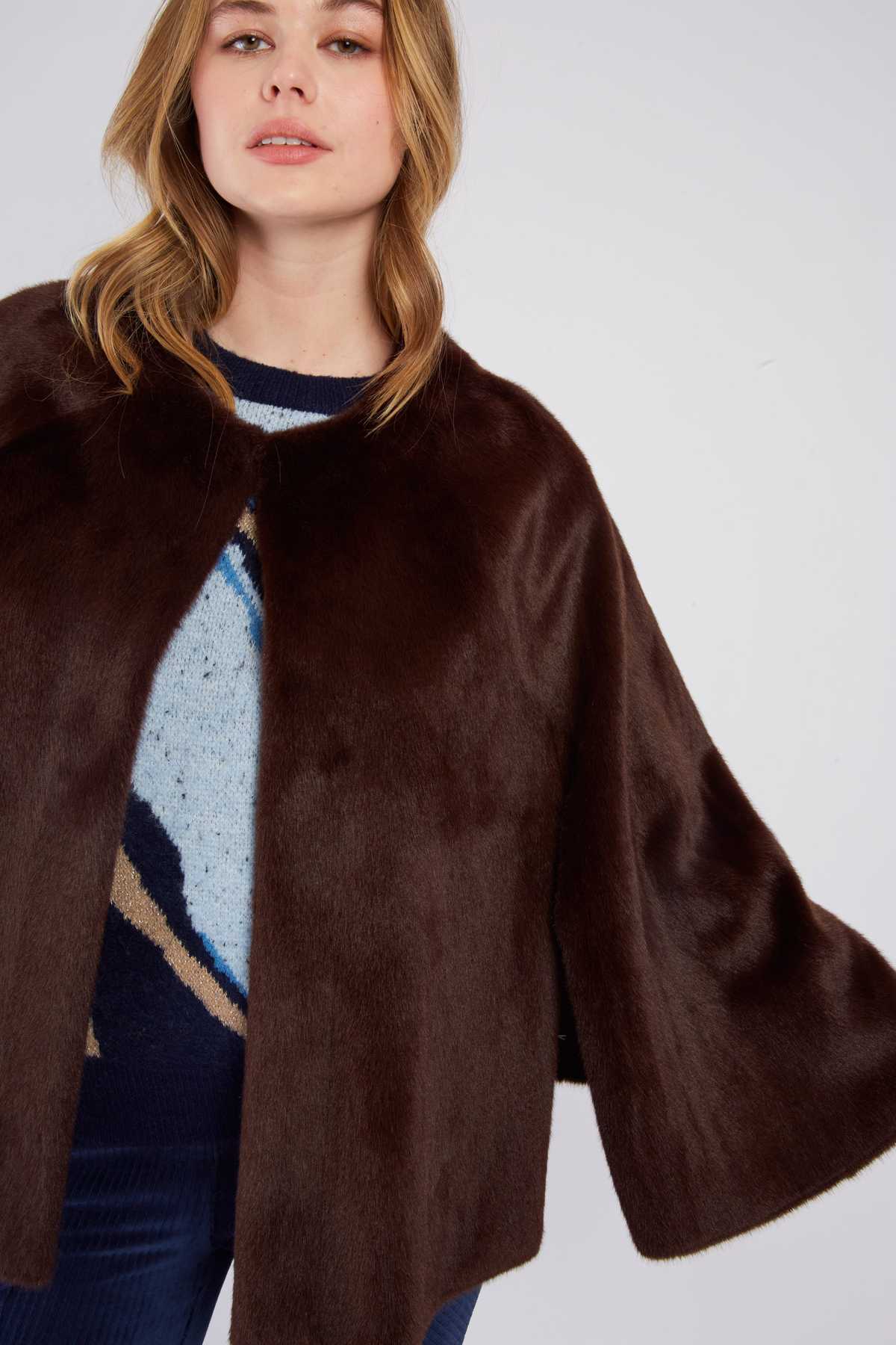 VESTE REGINE - René Derhy ref:A585021