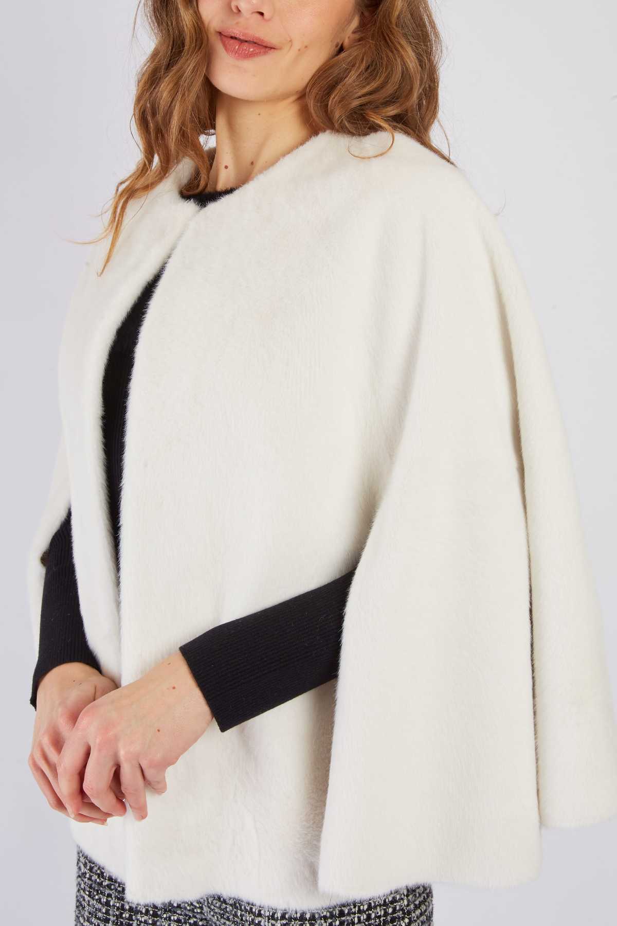 VESTE REGINE - René Derhy ref:A585021