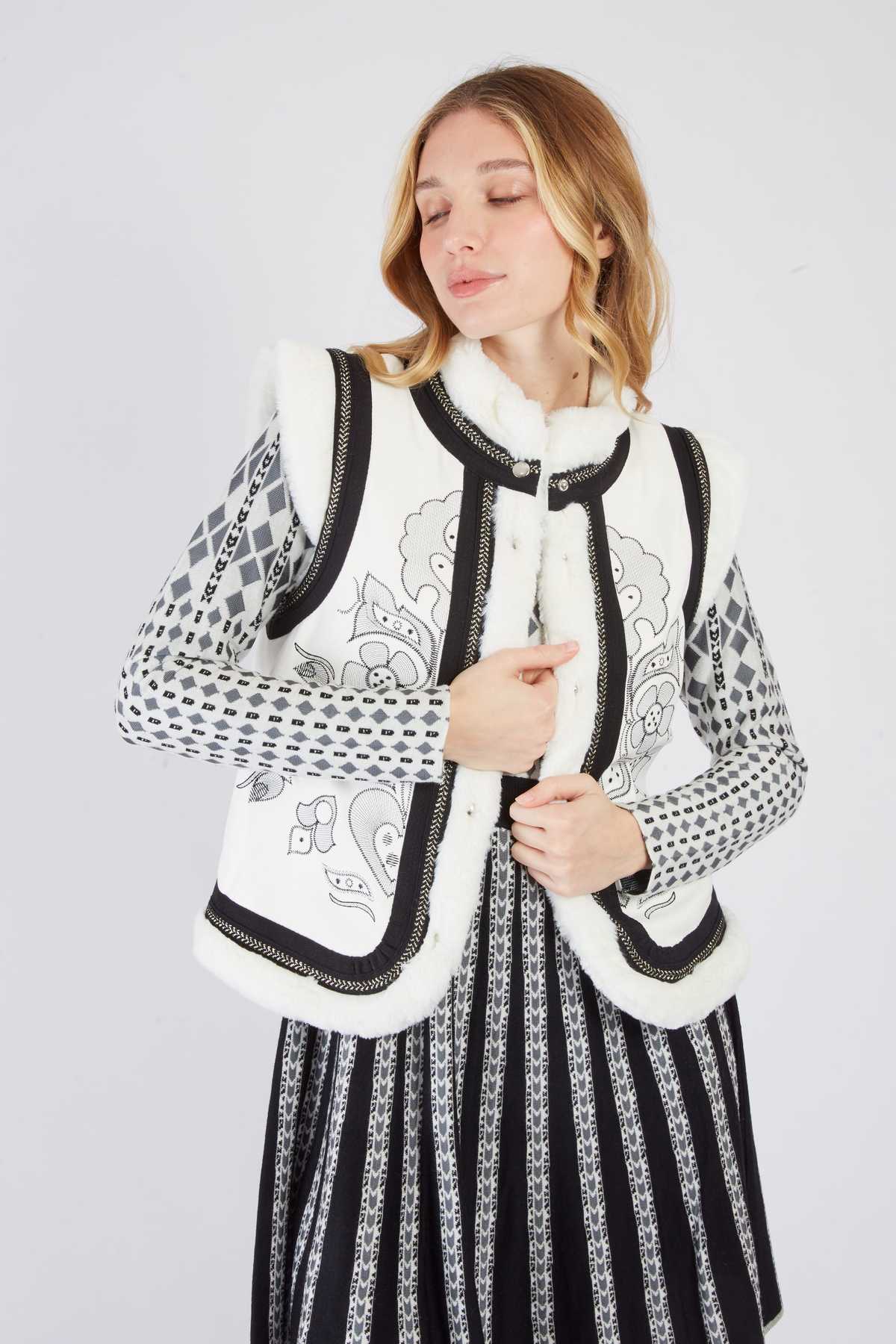 VESTE RESULTAT - René Derhy ref:A585038