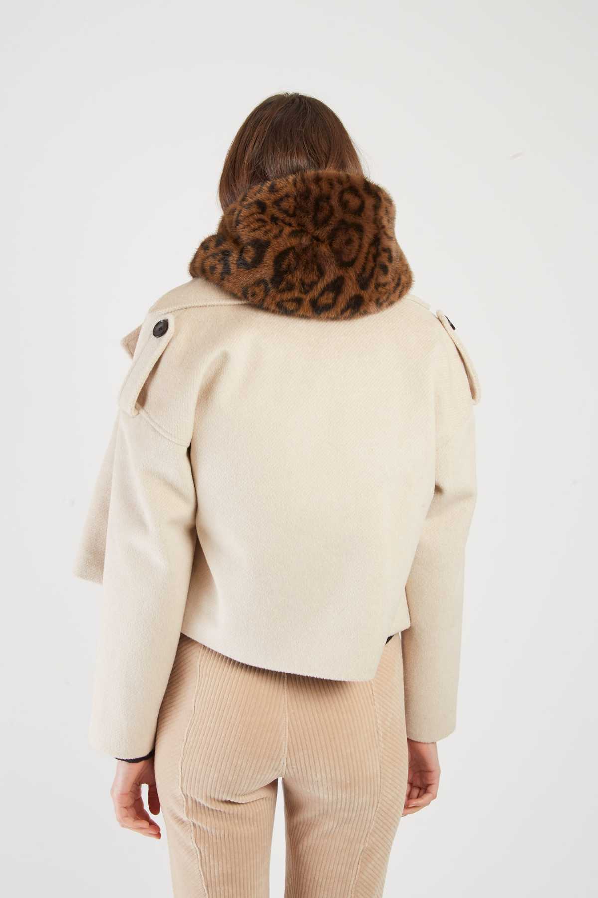 CAPUCHE DOUDOUNE FAUX FUR LEILA - René Derhy ref:A593007