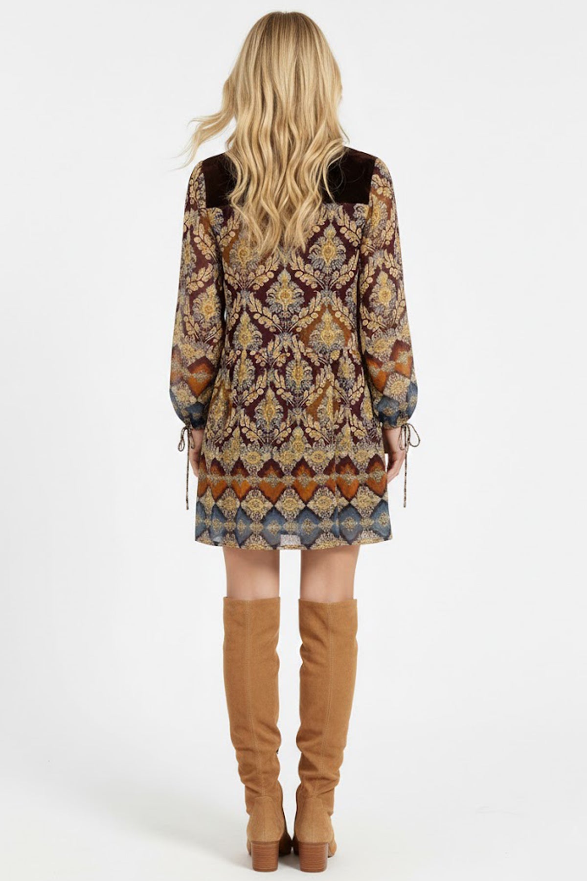 FELICIA ROBE - René Derhy ref:A610011