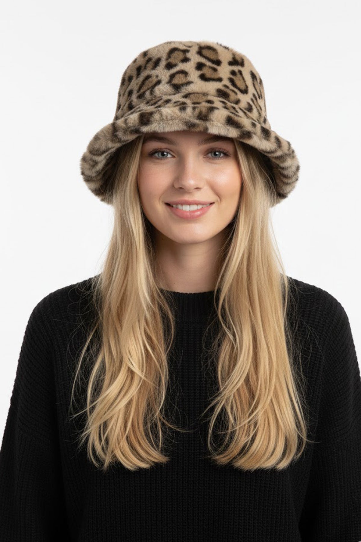 HONGROISE CHAPEAU - René Derhy ref:A693001