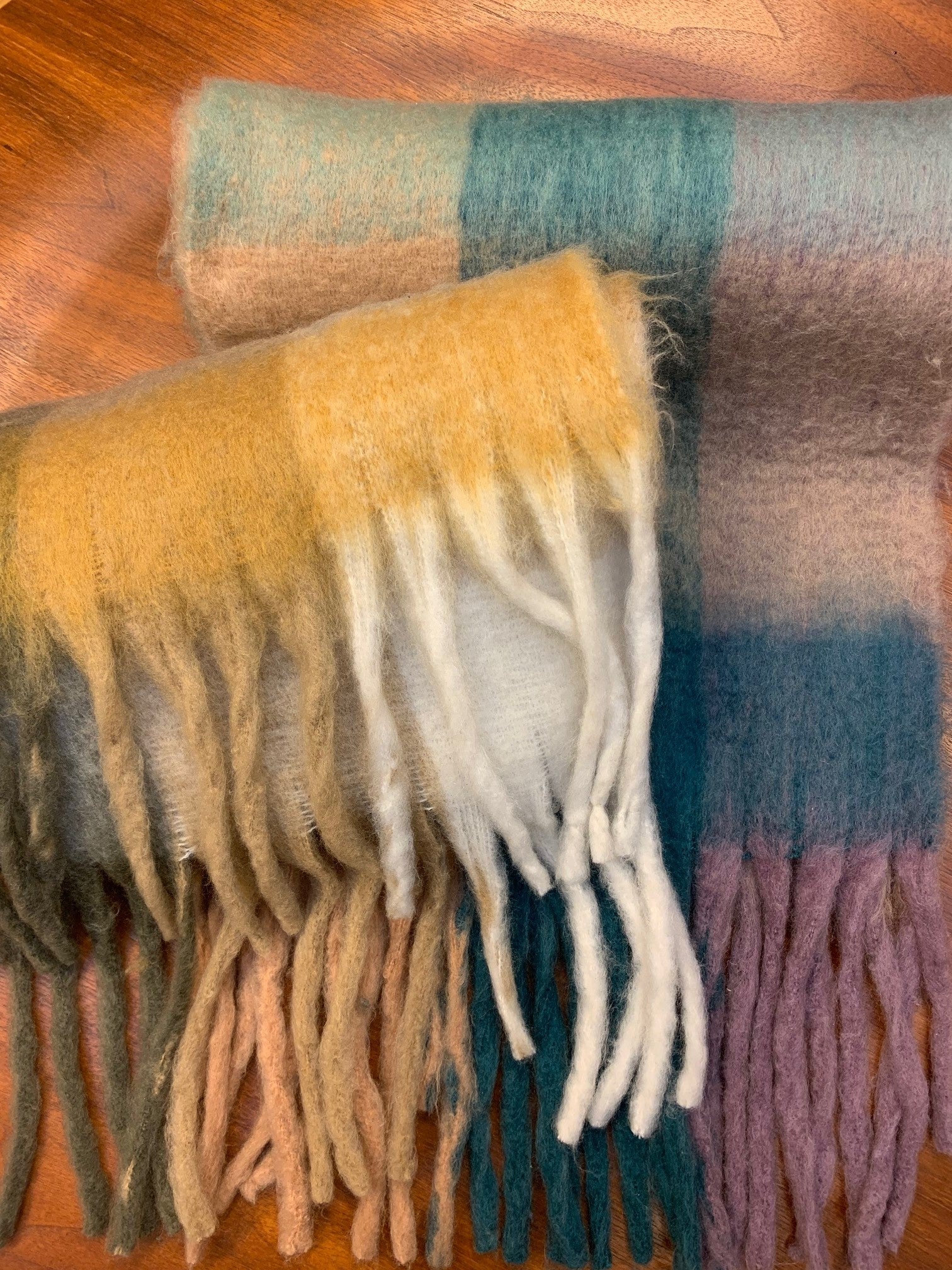 Echarpe à rayures colorées NELSON