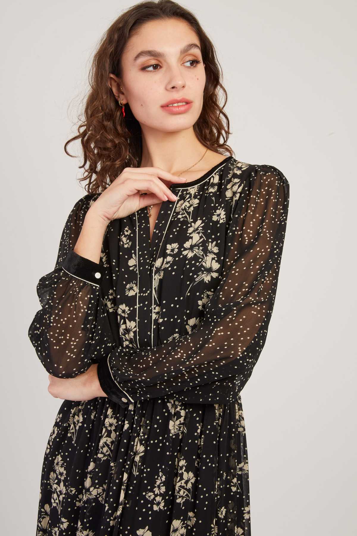ROBE BEDFORD - René Derhy ref:A410033