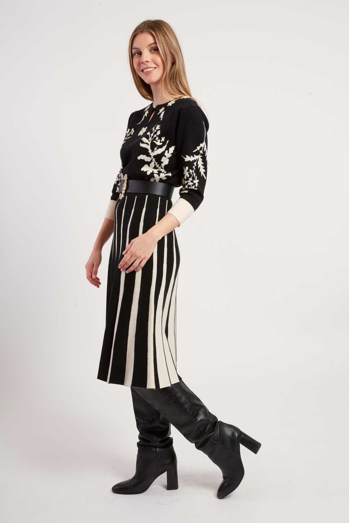 ROBE JEANNICK - René Derhy ref:A412012