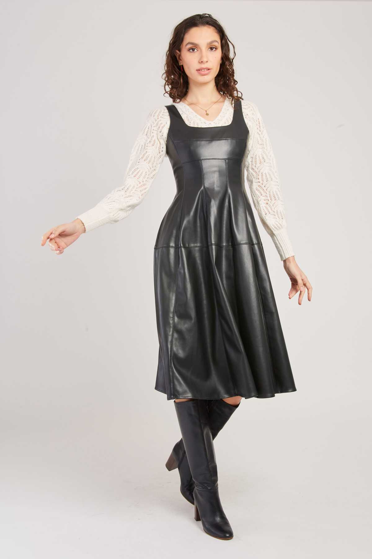 ROBE VALESKA - René Derhy ref:A415008