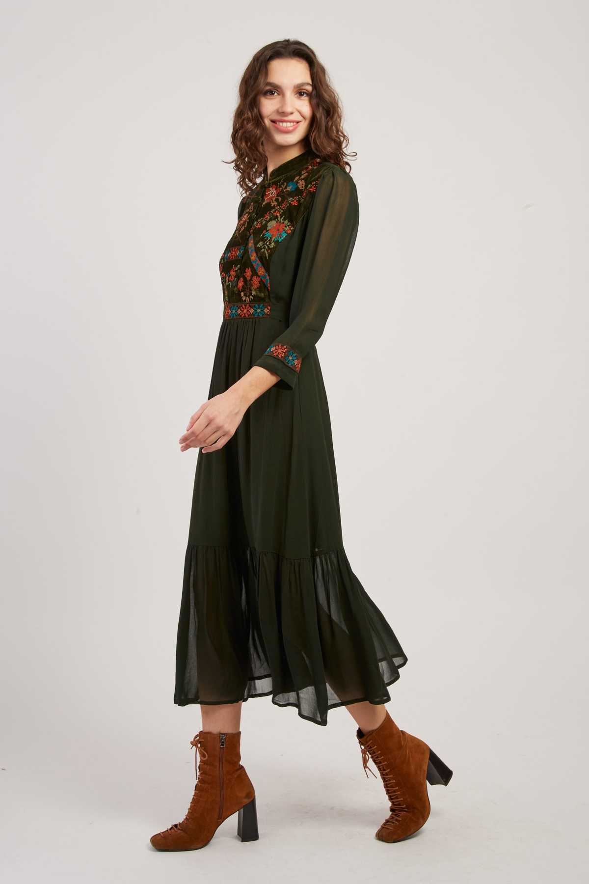 ROBE VEDA - René Derhy ref:A415024