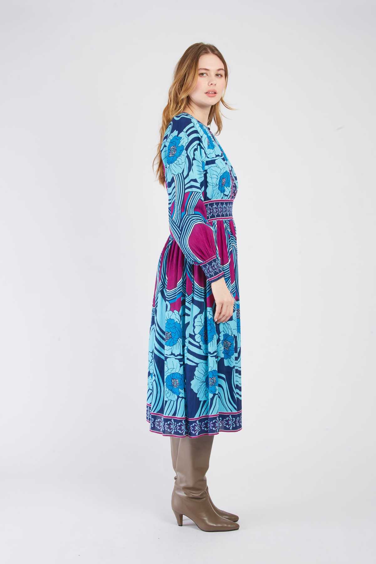 ROBE DAKOTADEBBIE - René Derhy ref:A510003