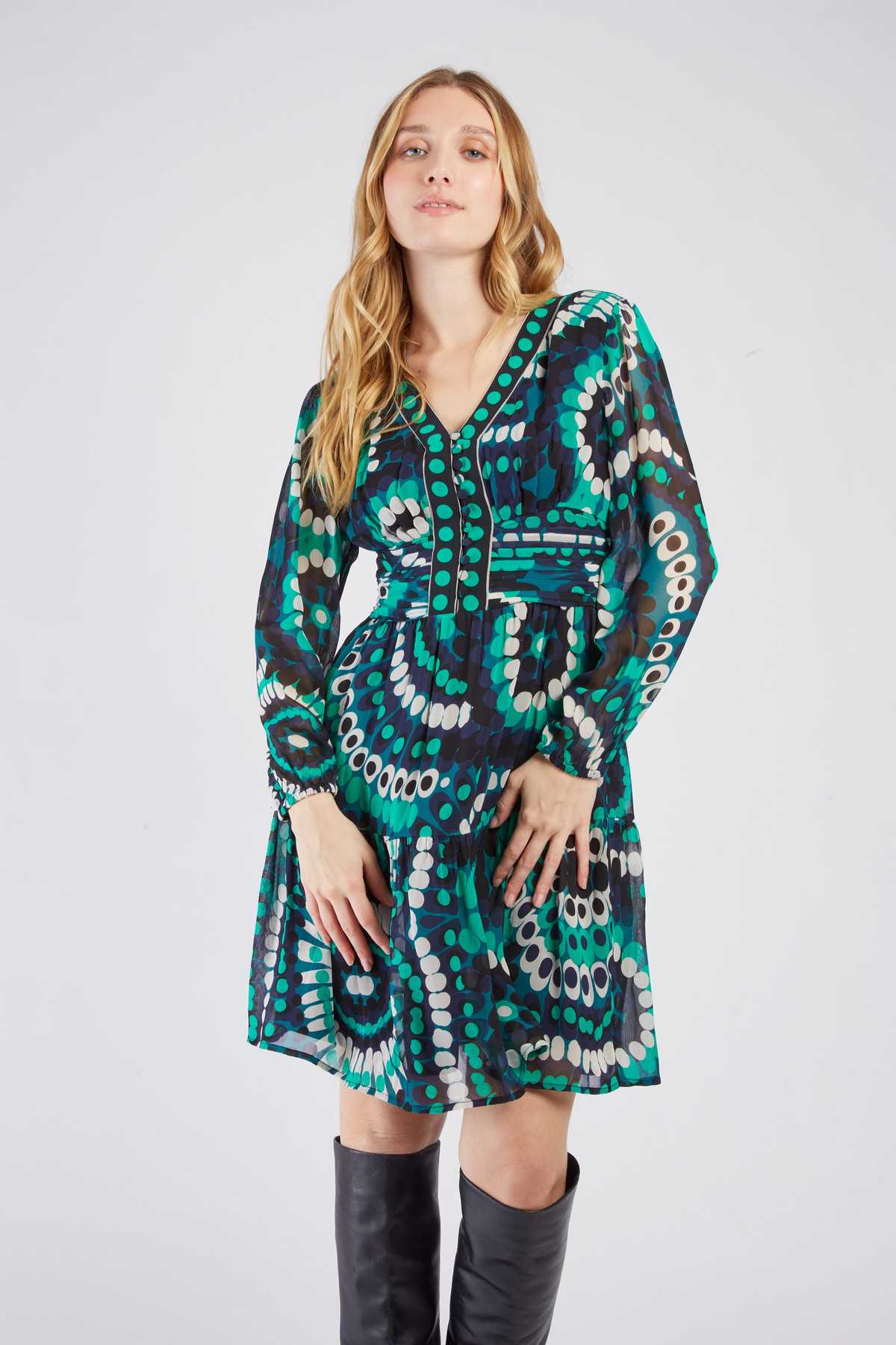 ROBE DAMIENNE - René Derhy ref:A510009