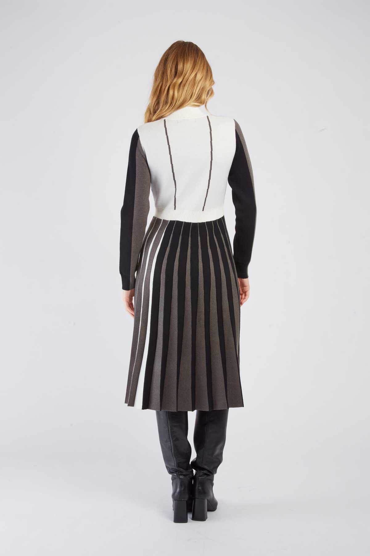 ROBE CARMEN - René Derhy ref:A512014