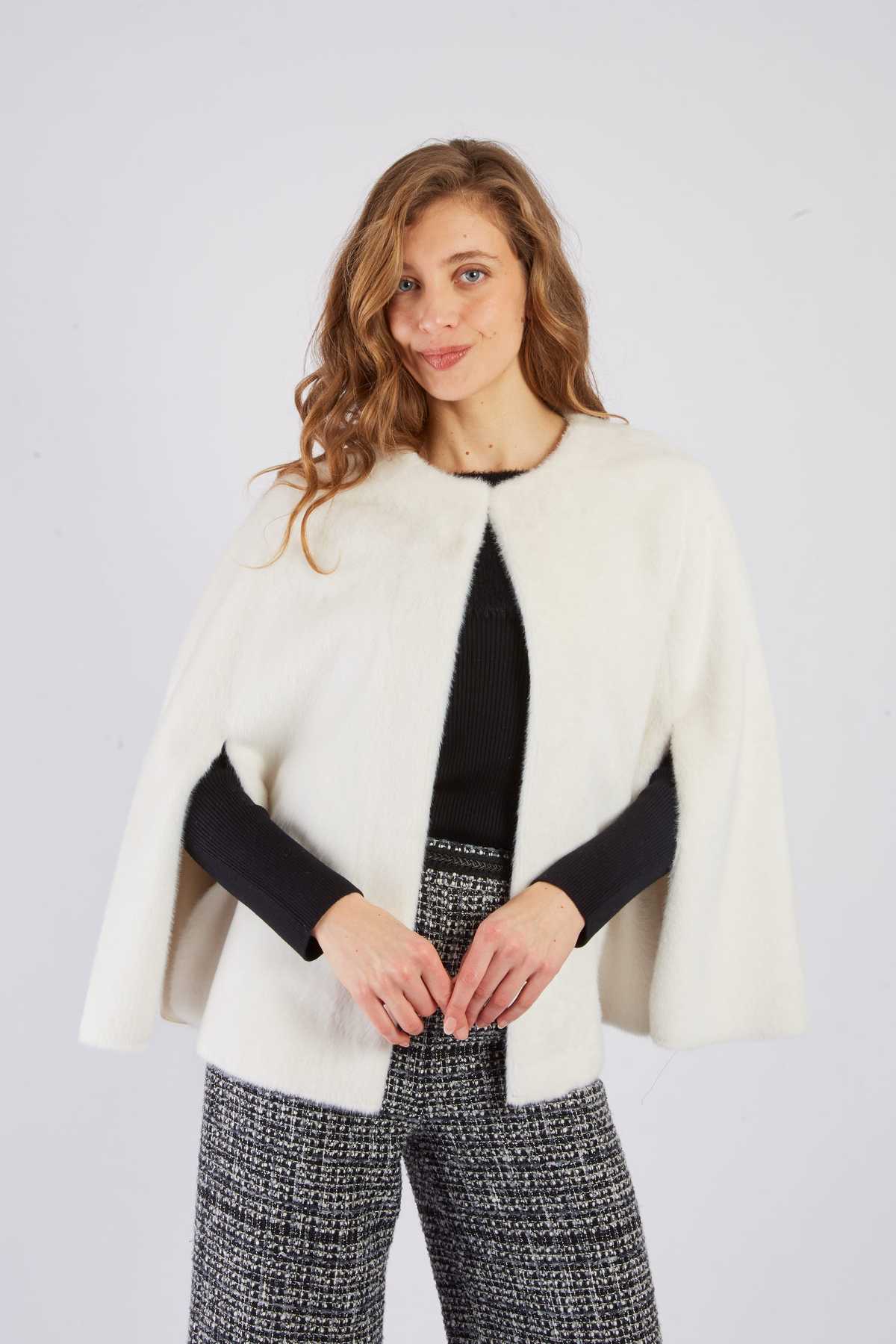 VESTE REGINE - René Derhy ref:A585021