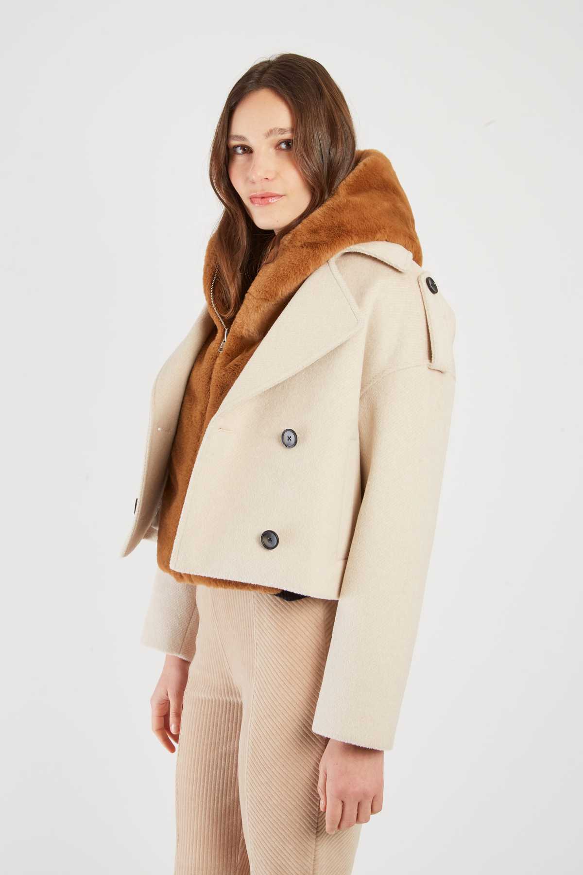 CAPUCHE DOUDOUNE FAUX FUR LEILA - René Derhy ref:A593007