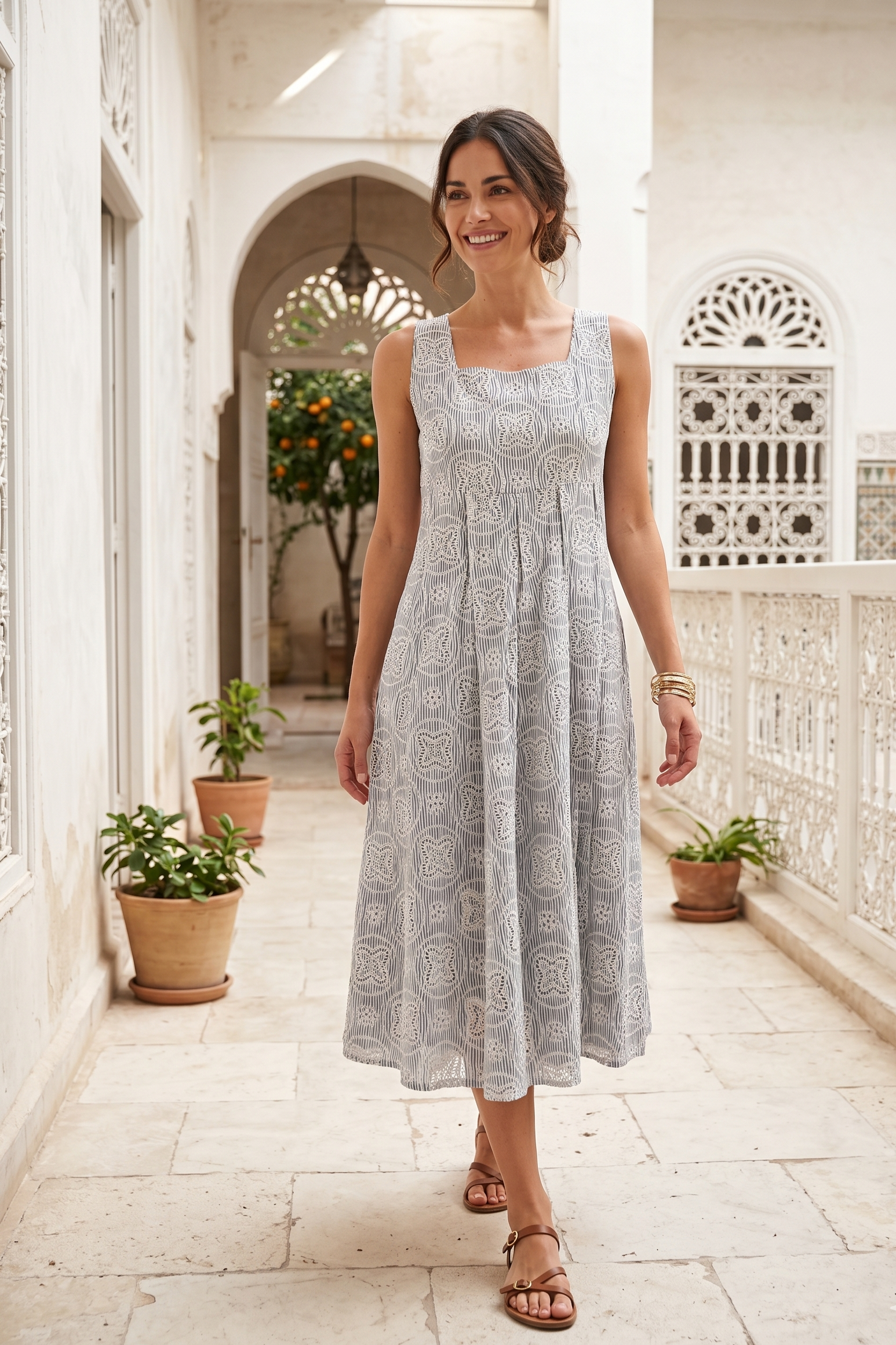 Robe à bretelles broderie anglaise GERALDINE