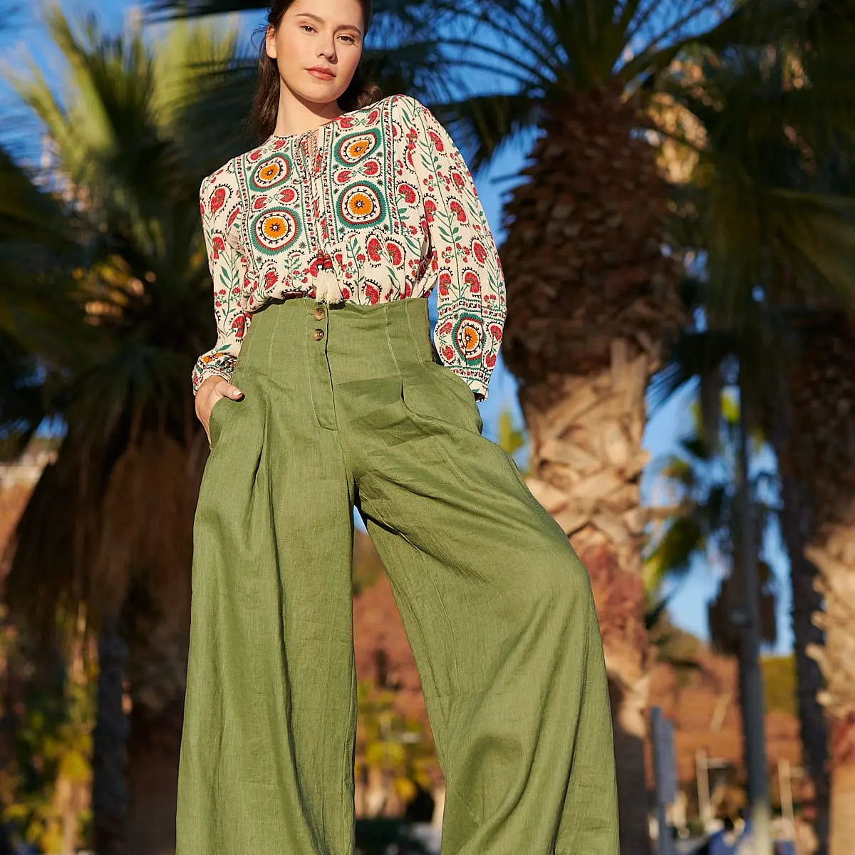 【MODERNIF】Mer pleats pants Wide leg pants with elastic waistband Mid Green | Mexx.com