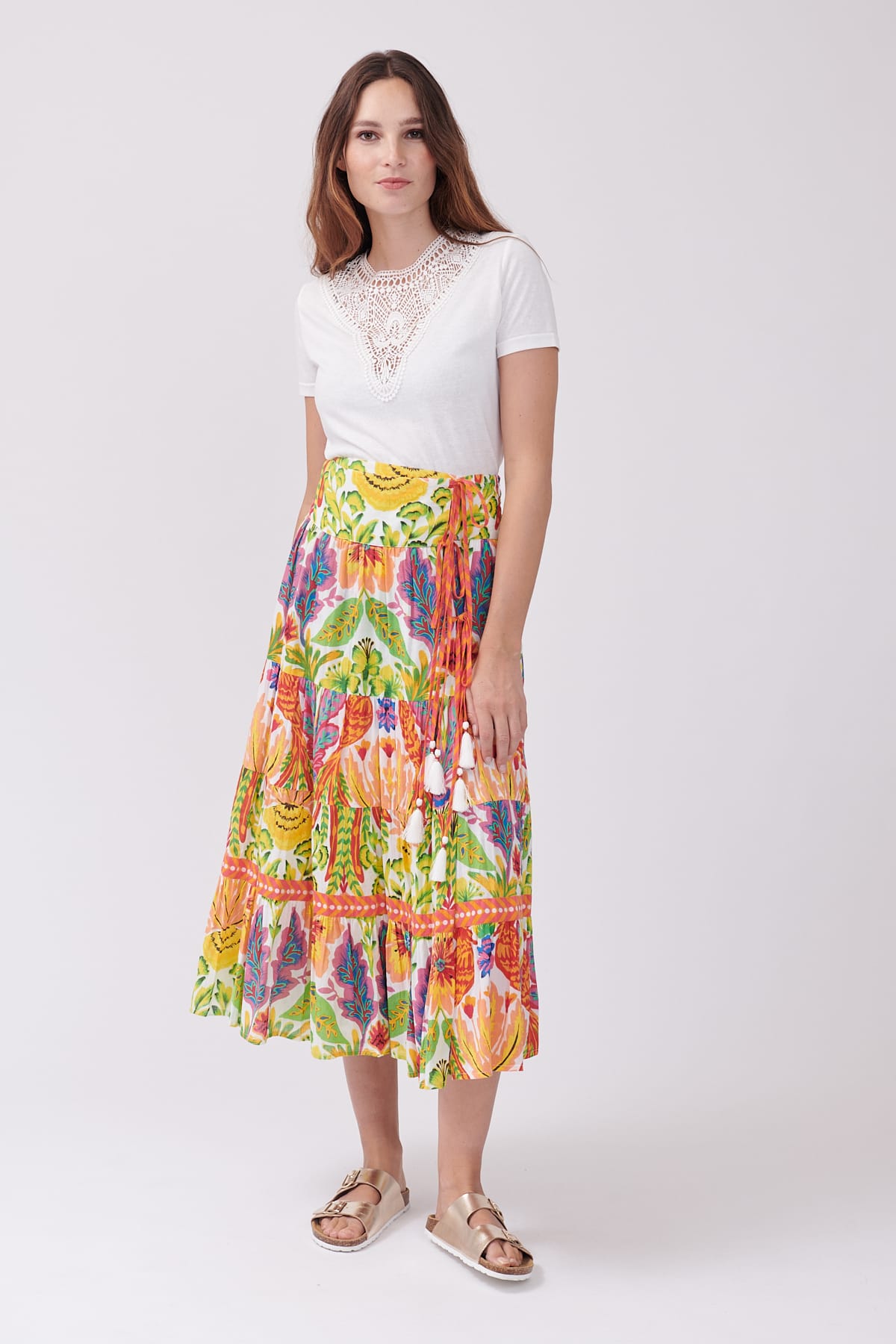 Jupe de flamenco à volants et fleurs | Fifi Soléki – La Boutika Jupe de flamenco à volants et fleurs | Fifi Soléki – La Boutika
