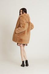 Manteau fausse fourrure à capuche NAOMI